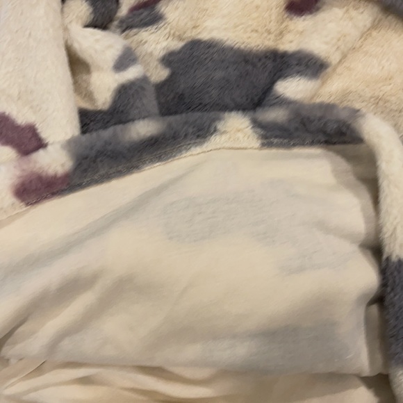 NWT camp sherpa fleece pullover - Picture 4 of 4